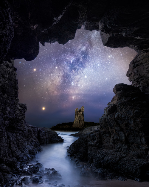 oneshotolive:  Milky Way from a cave on the coast of Australia