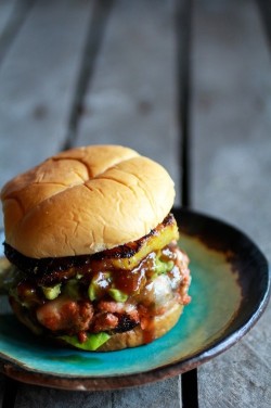 in-my-mouth:  Hawaiian BBQ Salmon Burgers with Coconut Caramelized