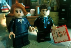 foreheadfucking:  Sad but unsurprising news: The X-Files Lego