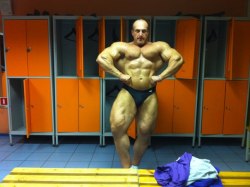 lifecomesfrommen:  Paata Petriashvili, a typical Russian Muscle