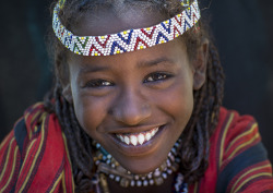 sixpenceee:  Afar tribe woman with sharpened teeth, Assaita,