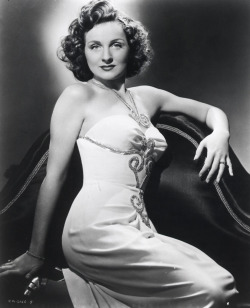 Constance Moore