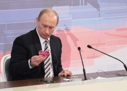 putinplaza:Putin doesn’t understand what a heart is.