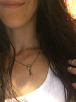 yogahotwife:  I love wearing my key around my neck! REALLY helps