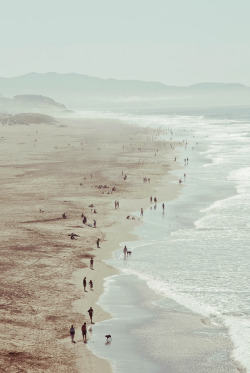 stored-snapshots:  Ocean Beach, SF (by Leslie Gold ۰ (beaut))