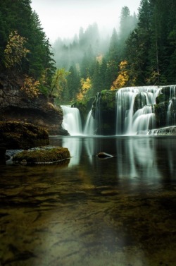 bluepueblo:  Lower River Falls, Washington photo via tracy 