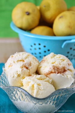 foodishouldnoteat:  Lemon meringue pie ice cream  