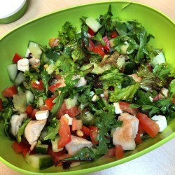 dailyfitfooddiary:  Chicken salad at work 💪    #abs #greens