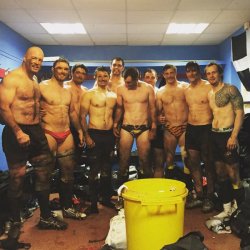giantsorcowboys:  Gawd! I Love Men…In All Their Glorious Messiness!Woof,