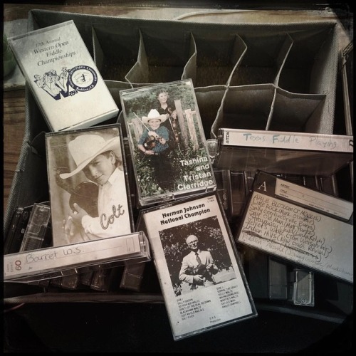 <p>A little spring organization dovetails nicely with #tbt            #cassette #texasstyle #dickbarrettisthegoat #iseeyoucolttipton  (at Fiddlestar)<br/>
<a href="https://www.instagram.com/p/BvR-ZdAlaNz/?utm_source=ig_tumblr_share&igshid=1unadk9ii3jos">https://www.instagram.com/p/BvR-ZdAlaNz/?utm_source=ig_tumblr_share&igshid=1unadk9ii3jos</a></p>