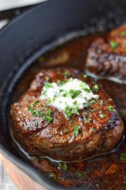 daily-deliciousness:  Filet mignon with garlic herb butter