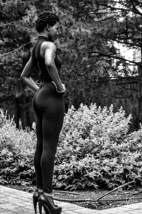 Commanding presence. …..even the trees and plants bear witness…..#darkgoddess