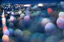 atraversso:  Night View   by Takashi Kitajima  