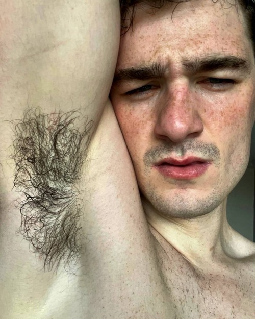 hairysweatysmelly.tumblr.com/post/659285334315630592/