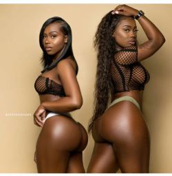 thicksexyasswomen:  Exceptional  WOW, THE ONE ON THE LEFT ASS