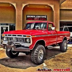 viciouscustoms:  (via Ford f250 highboy…… need the front
