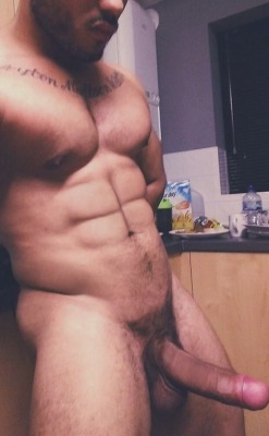 gaysexandpornpics:  Meet and fuck hot men near you: http://bit.ly/1MQa3fD