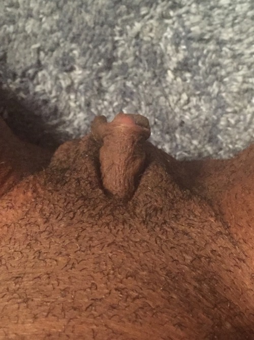 honeyclitgoddezz:  My clit is still swollen from my girlfriend sucking on it all night two nights ago….and I want MORE!  Can I suck on it baby? I miss u, u don’t post like u used to