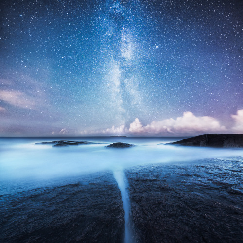 escapekit:  Finnish LandscapeFinnish photographer Mikko Lagerstedt has captured truly beautiful photos of the night sky. His images are composites of two photos taken from the same location, a short exposure of the sky merged with a significantly long