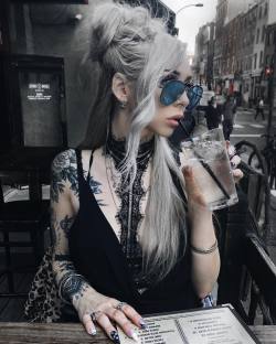 lovescenehair:  elizabethandrews on instagram  more hairstyles