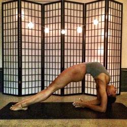 bestblackgirlsxxx: bestblackgirls:  IG: jesstarras Yoga gives