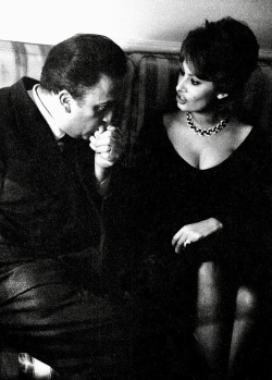 summers-in-hollywood:Federico Fellini and Sophia Loren, 1960s. Photo