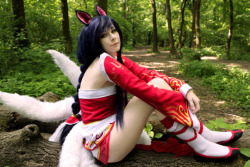 cosplay-and-costumes:  Ahri cosplay Source: http://imgur.com/rgwKRT3