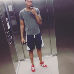 beyondnasty:  Tall ass basketball player pt.1 .. Make sure u