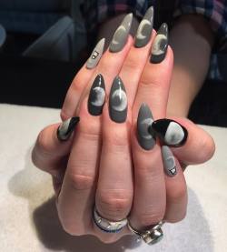 heynicenails:  Phases of the Moon for the best @maddyc #nailart