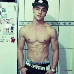 the-edgarochoa:  Follow me ;)  Follow me , r