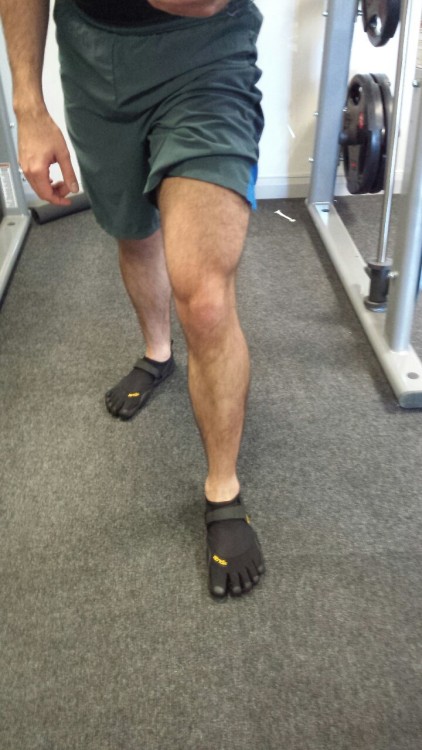 andrew-fit:  Last week my leg day was not a good one. And really my legs haven’t done much in 2 months so I didn’t update. I had a good leg day today so these are legs. And calves. My calf photos need work.