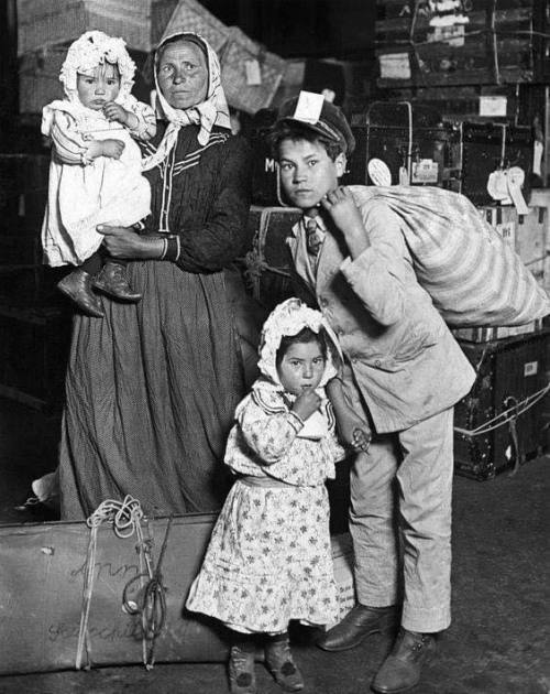 Italian immigrants arriving at Ellis Island, 1905. Nudes &
