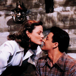 wehadfacesthen: Gene Tierney and Cornel Wilde in Leave Her to