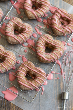 vegan-yums:  Baked apple cider donuts / Recipe  