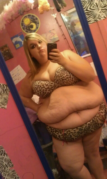 tumblr photo supersizebodies 0