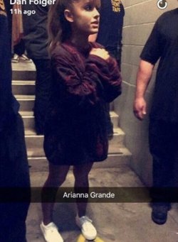 selriananews:  09. 19.  Ariana backstage at Mac Miller’s concert