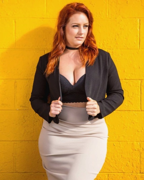 curvy-corner:  Big Beautiful Women Looking to Hook up for Casual