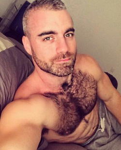 gaydaddypics:  Gays near you looking for anonymous sex: http://bit.ly/1oF5CQy