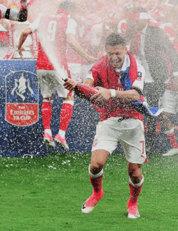 oliviergiroudd:  Alexis Sanchez of Arsenal celebrates after The