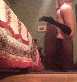 pussykisses:  My first Thigh High Thursday :)  this Daddy would