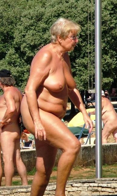 A flabby nude old senior to make all your dicks hard!Find YOUR Senior Sex Partner HERE!