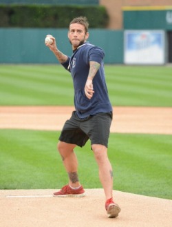 joannhutch1976:  Cm punk throws out the first pitch prior to