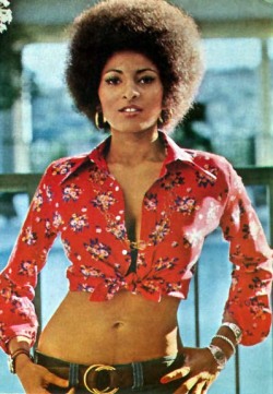 grindhouse247:  Ladies of Grindhouse Pam Grier Part 1