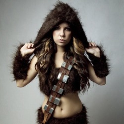 star-wars-daily:  Hottest Star Wars Cosplay outfits of ALL TIME…