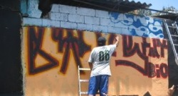 pix-o:  BATS primata - grapixo no beco do graffit na vila madalena/sp