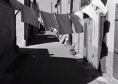 sandraoh:La Pointe-Courte (1955) dir. Agnès Varda.