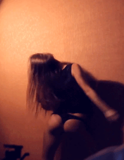 bumazing:  tokyopandaclub:  .  tokyopandaclub:  .
