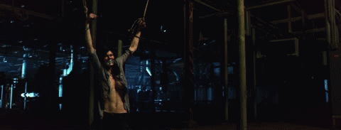 Alexandra Daddario - Texas Chainsaw 3D (2013)