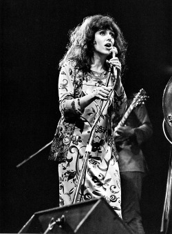 got-to-rise-above:  Grace Slick 