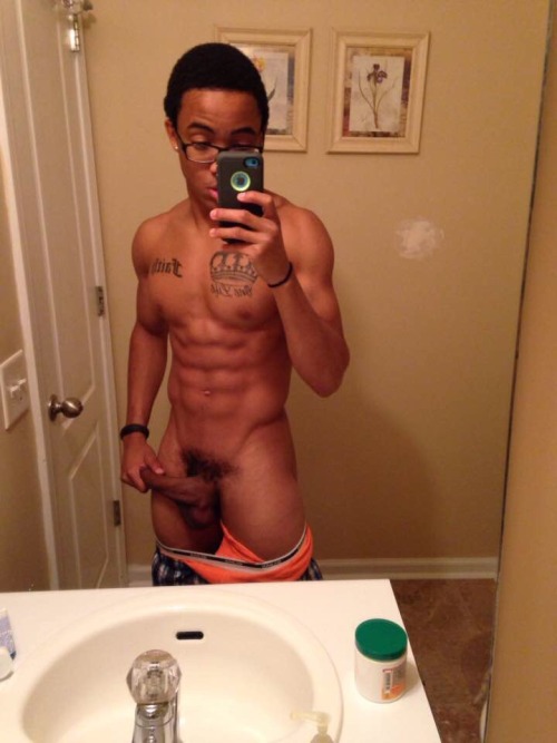 Please follow:http://nudeselfshots-blackmen.tumblr.com/